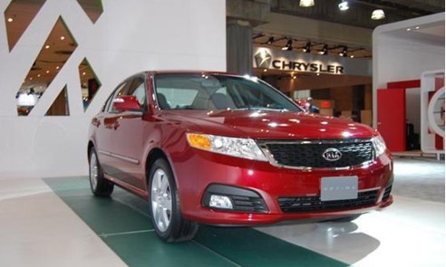 起亞 遠(yuǎn)艦 2.0 GLS A/T 