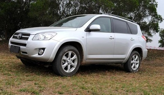 豐田 RAV4 2.4L 豪華導(dǎo)航版 MT 2009款