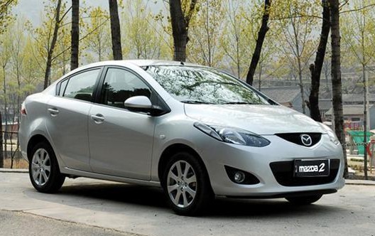 Mazda2勁翔 炫動款 1.3L 手動標(biāo)準(zhǔn)型 2010款