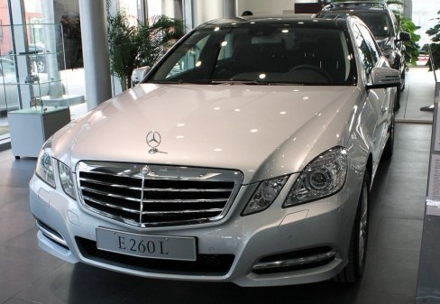  北京奔馳 E級 E 260 L 時(shí)尚型 2013款