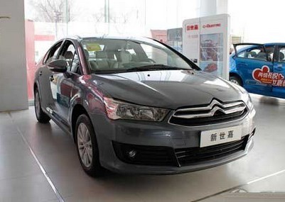 2013款新世嘉兩廂1.6L 手動(dòng)樂尚版