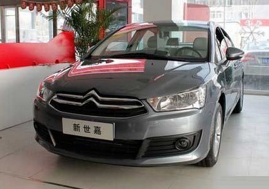 2013款新世嘉兩廂1.6L 自動(dòng)樂尚版