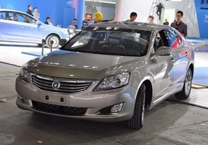 2013款睿騁2.0L 手動(dòng)舒適版